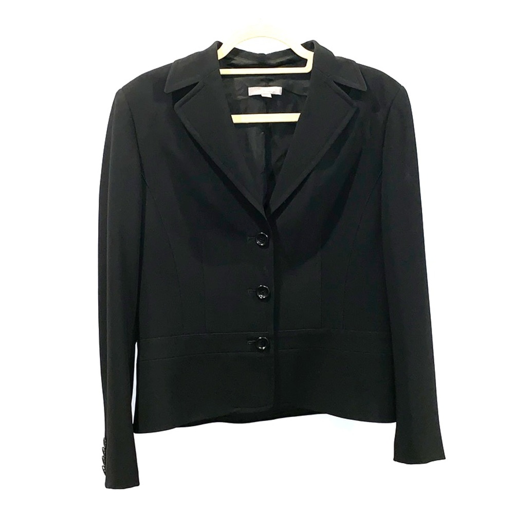 Like New Ann Taylor Women’s 3 Button Blazer